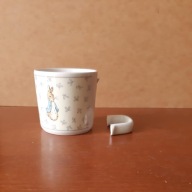 Kubek porcelanowy z porcelany Peter Rabbit Wedgwood 1996 - uszkodzony