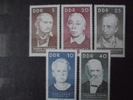 DDR Mi. 1293-97** Znane postacie (M. Skłodowska -Curie)