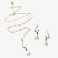 Oriflame Zestaw biżuterii Hidden Gems Pearl kolczyki+naszyjnik