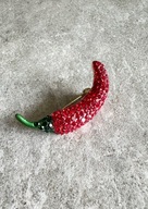 Piękna broszka Papryczka Chilli z kryształkami