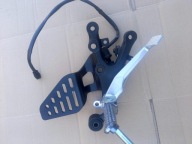 Yamaha R6 RJ 27 set podnóżek prawy komplet