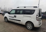 Fiat Doblo 112022r, LONG 1.6 Diesel SALONOWY. Uszkodzony prawy przod. Jezd