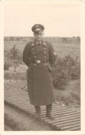 WEHRMACHT -TRZECIA RZESZA -ŻOŁNIERZ -zdjęcie -format pocztówkowy -PORTRET