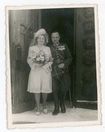 NOWY SĄCZ (?) - NOWOŻEŃCY - ŻOŁNIERZ Z MAŁŻONKĄ