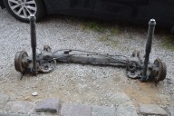 tylna belka zawieszenia na bębny toyota yaris III 2014