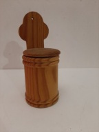 vintage Rzeźbiona solniczka DREWNIANA pojemnik na sól wisząca