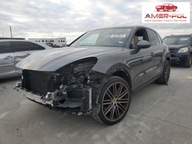Porsche Cayenne 2022, 3.0L, 4x4, od ubezpieczalni