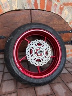 Tylne koło Kawasaki z900 czerwone