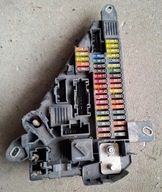 BMW 5 E60 E61 03- ROZDZIELACZ PRĄDU SKRZYNKA BEZPIECZNIKÓW 6906619 9138830