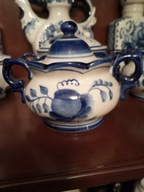Cukiernica porcelana malowana kobaltem Gżel ZSRR