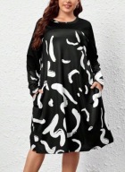 Hit !_NOWA komfortowa WYSZCZUPLAJĄCA czarna sukienka_WYGODNA z lycrą 48/50