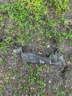 VW PASSAT B6 ŚLIZG MOCOWANIE ZDERZAKA LEWY PRZÓD 3C0807723