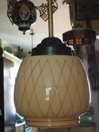 Zwis - elektryczna lampa wisząca.