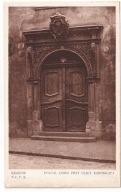 Kraków portal domu przy ulicy Kanonicznej lata 20 j503