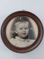 Mała ,stara drewniana ramka do powieszenia