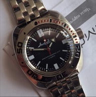 ZEGAREK VOSTOK. AUTOMAT. AMFIBIA 710916. 20ATM.