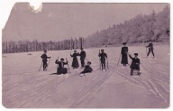 Karkonosze sporty zimowe Narciarze sanki 1909r. uszkodzona