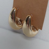 Kolczyki krople łezki w kolorze złotym zapinane na sztyft