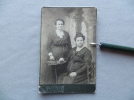 PABJANICE ST. DOBRSKI DAMY WISIORKI STOLIK DEWIZKA TEKTURKA przedw.