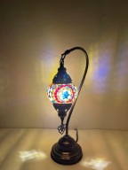 Lampa stołowa wykonana techniką mozaiki tureckiej.
