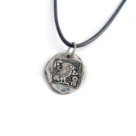 Ateńska sowa - wisior ze srebra z recyklingu, ręczna robota.