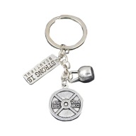 Brelok do Kluczy Kettlebell Talerz Cytat Strong Is Beautiful Siłownia Gym