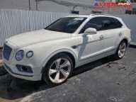 Bentley Bentayga 2020 Bentley Bentayga 3.0 Hybryda 443KM