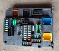 skrzynka bezpieczników bsi 9806687980 PEUGEOT CITROEN