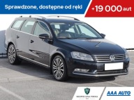 VW Passat 2.0 TDI, Salon Polska, Klima
