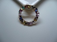 PIĘKNA BROSZKA ROZETA KRYSZTAŁKI PEREŁKI