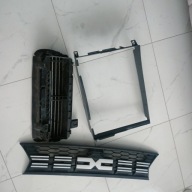 GRILL ATRAPA DACIA DUSTER II LIFT 622542302R