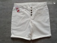 Krótkie spodenki szorty bermudy Bonprix L 40