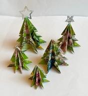 Zestaw choinek z papieru