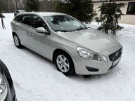 Volvo V60 T4 180 KM Automat Podgrzewane fotele
