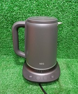 Czajnik bezprzewodowy z funkcją ustawienia temperatury