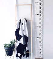 MIARKA WZROSTU DLA DZIECI PŁÓCIENNA Z DREWNIANYMI LISTWAMI 200×20CM