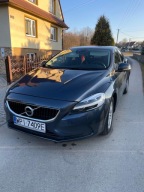 VOLVO v40 2016 bogate wyposażenie , hak, 2 komplety kół