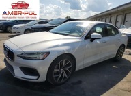 Volvo S60 T5 Momentum 2020 2.0l 2.0 Benzyna 250KM