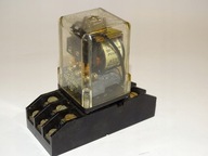 PRZEKAŹNIK MECHANICZNY MERA LUMEL R15 3PDT 10A LUMEL + PODSTAWKA STYCZNIKA