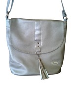 Srebrna torebka na ramię