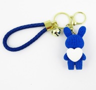 Brelok do torebki kluczy damski króliczek chabrowy białe serduszko dzwonek