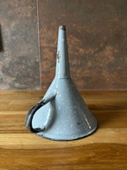 Stary kuchenny metalowy lejek emaliowany - vintage / PRL