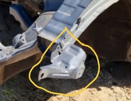 Hyundai i30 II ćwiartka fartuch uchwyt błotnika