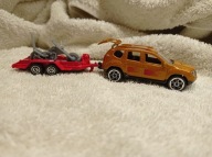 Majorette Dacia Duster z przyczepką zestaw kolekcjonerski Golf Volkswagen