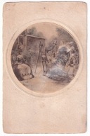 Malarz malujący portret kobieta w sukni