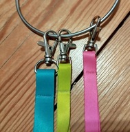 3 kolorowe, gładkie smycze do kluczy dla WOŚP