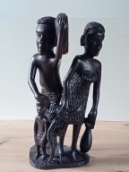 KOLEKCJONERSKA FIGURKA , RZEŻBA z HEBANU ,, Afrykańska rodzina ''