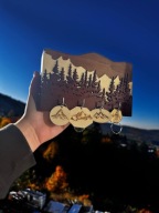 Wieszak na klucze drewniany góry