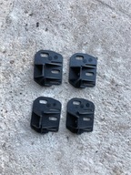 UCHWYT MOCOWANIE LAMPY PRAWY BMW E90 51647136828