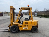 wózek widłowy KOMATSU FD25 diesel przesuw pompowane koła 2500kg 3.30m